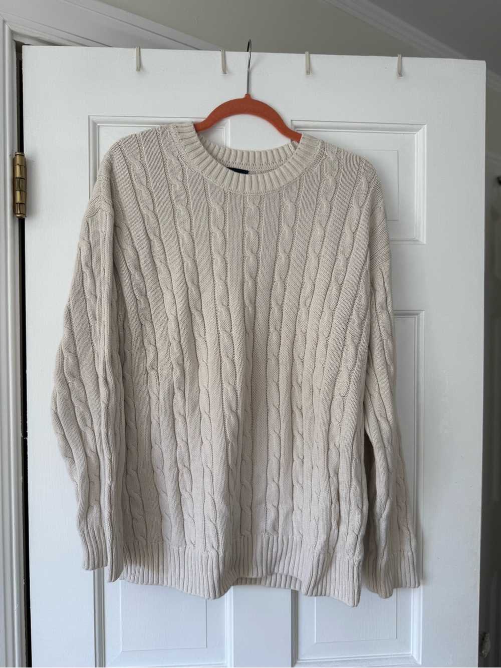 GAP Cableknit Crew Sweater (size ST)